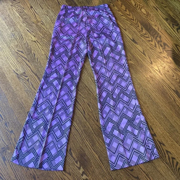 Mango Small Light fabric Printed design. Geometric print. Wide-leg design. - Picture 6 of 8